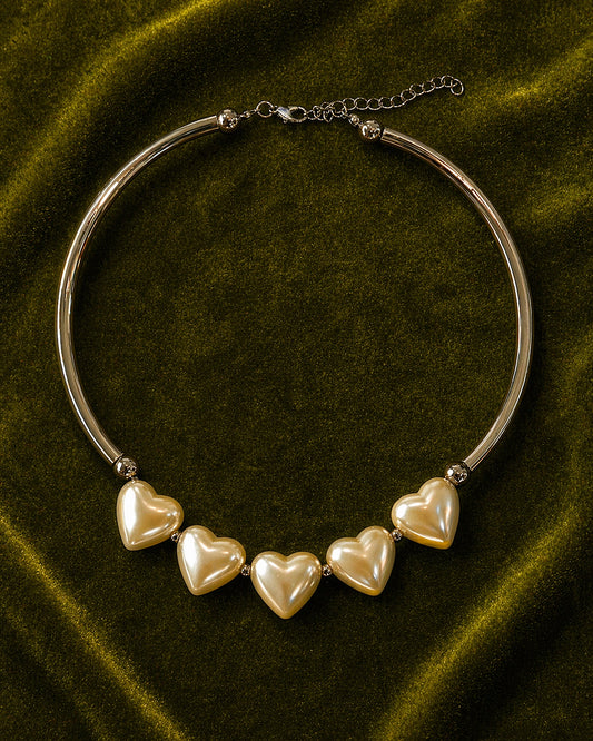 Vintage Heart Necklace with Cream Pearl Finish