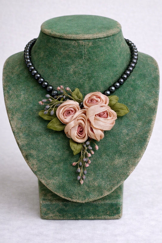 Rare Vintage Blush Ribbon Rose Cluster Necklace With Black Pearl Band